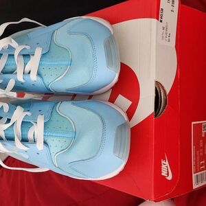 Nike Mens Blue Sneakers